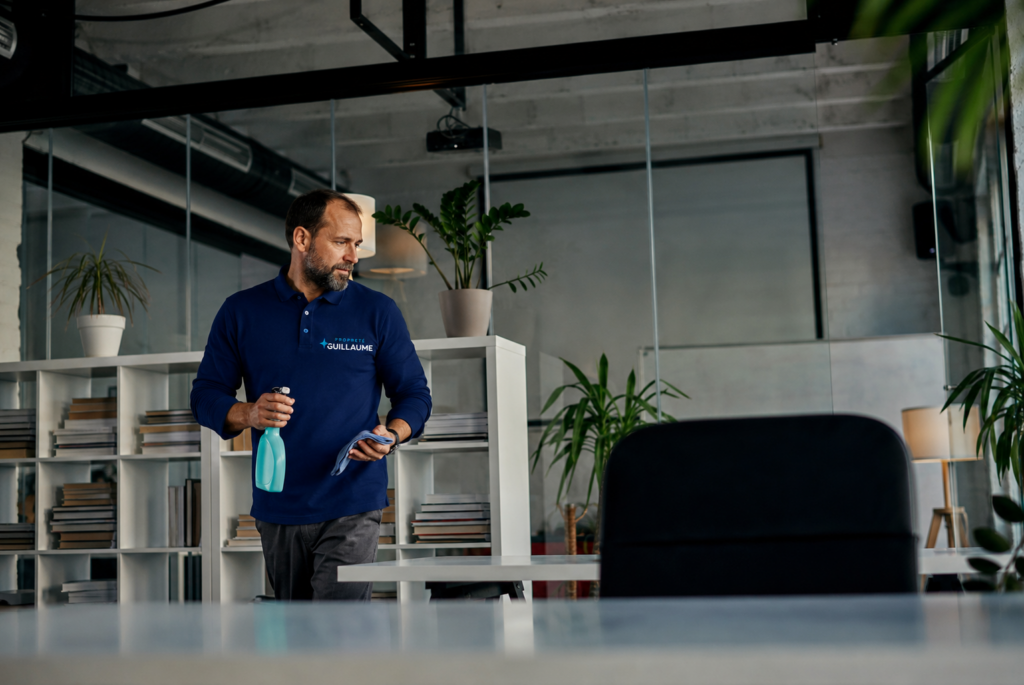 Nettoyage des bureaux en 2026 : éco-responsabilité et innovations